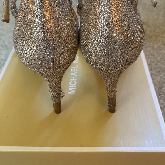 NORDSTROM Michael Kors Simone Sandal - glitter gold Size 7.5M - Picture 3 of 8